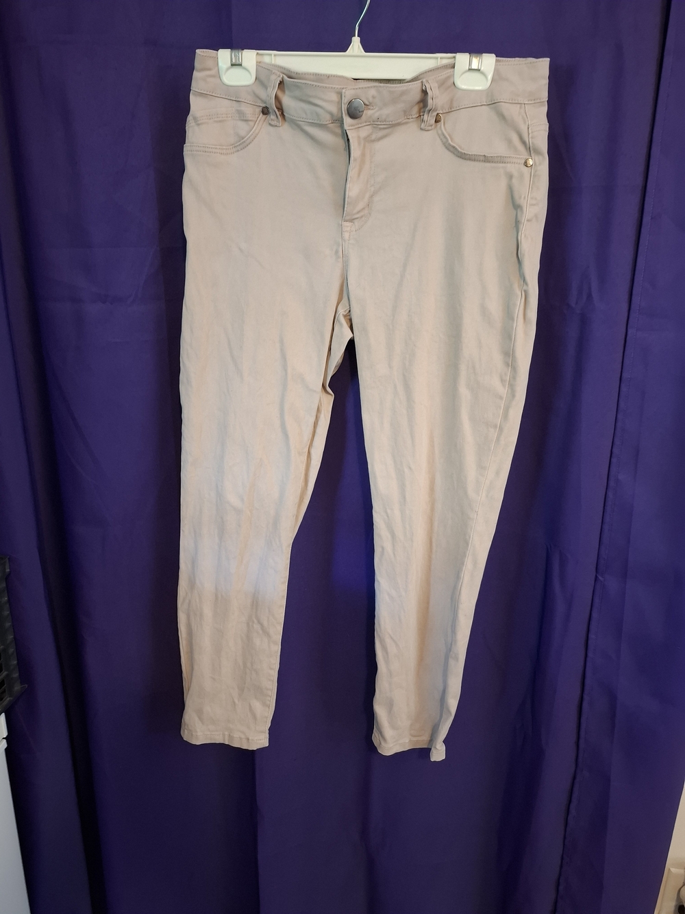 1822 Denim Skinny Jeans in Light Beige